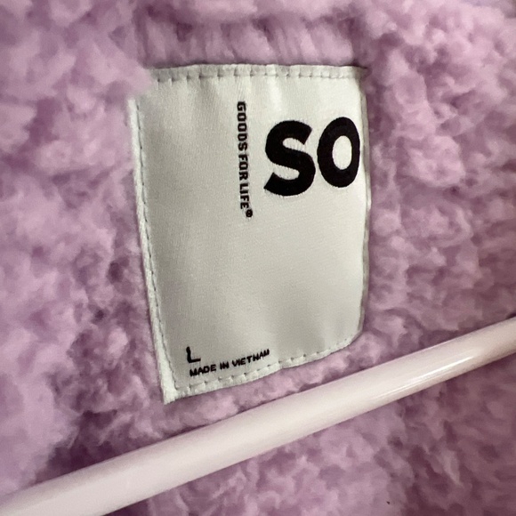 Lavender faux fur jacket! - Picture 8 of 8